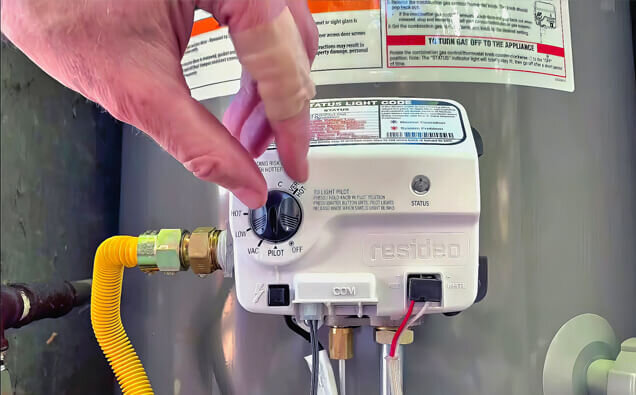 https://plumbercraigie.com.au/uploads/2025/06/hot-water-576766.jpg