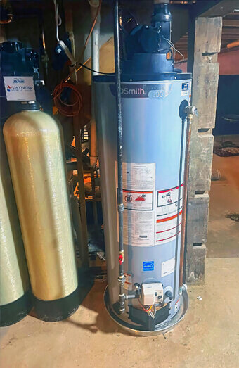 https://plumbercraigie.com.au/uploads/2025/06/hot-water-724173.jpg